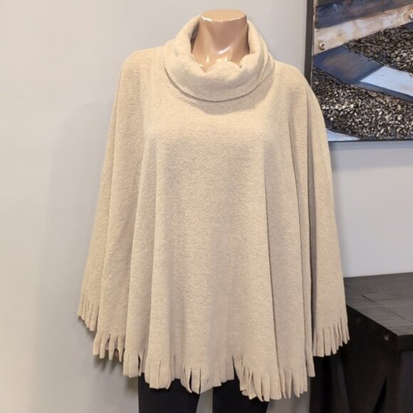 Vintage Penmans Fleece Poncho Sweater Fringe Winter Khaki Beige Womens One Size - Picture 11 of 12